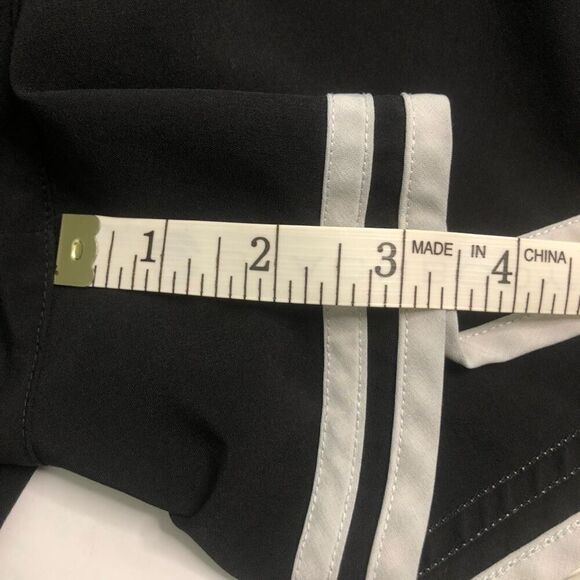 champion running shorts size medium black white stripes back zip pocket - Picture 6 of 11